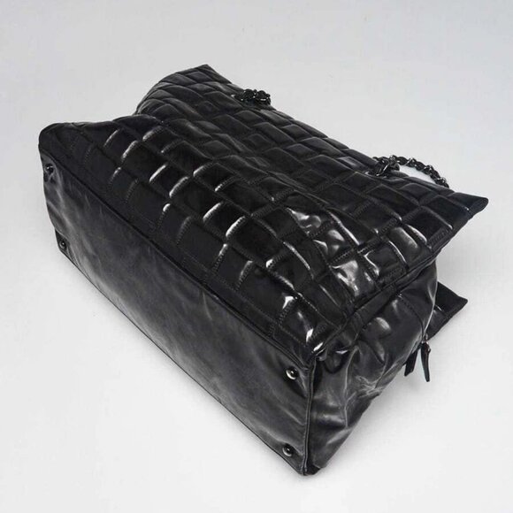 Chanel Black Quilted Vinyl Large Frozen Tote Bag - Picture 2 of 12